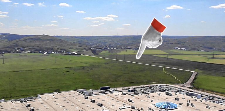 FOTO: Ziarul de Iasi. Drumul din spatele mall este îngust