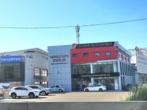 FOTO: Majoritatea mașinilor de lux din parc au fost luate de către procurori